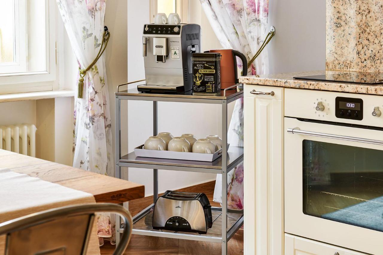 Pragueone Apartment,A/C,Terrace Εξωτερικό φωτογραφία