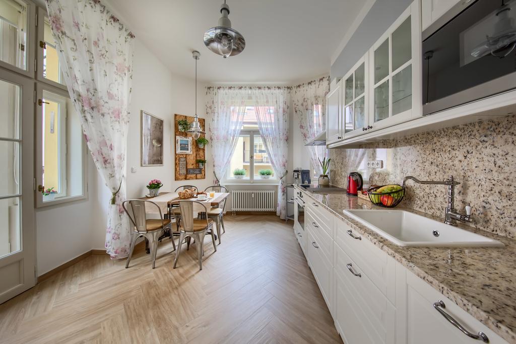 Pragueone Apartment,A/C,Terrace Εξωτερικό φωτογραφία