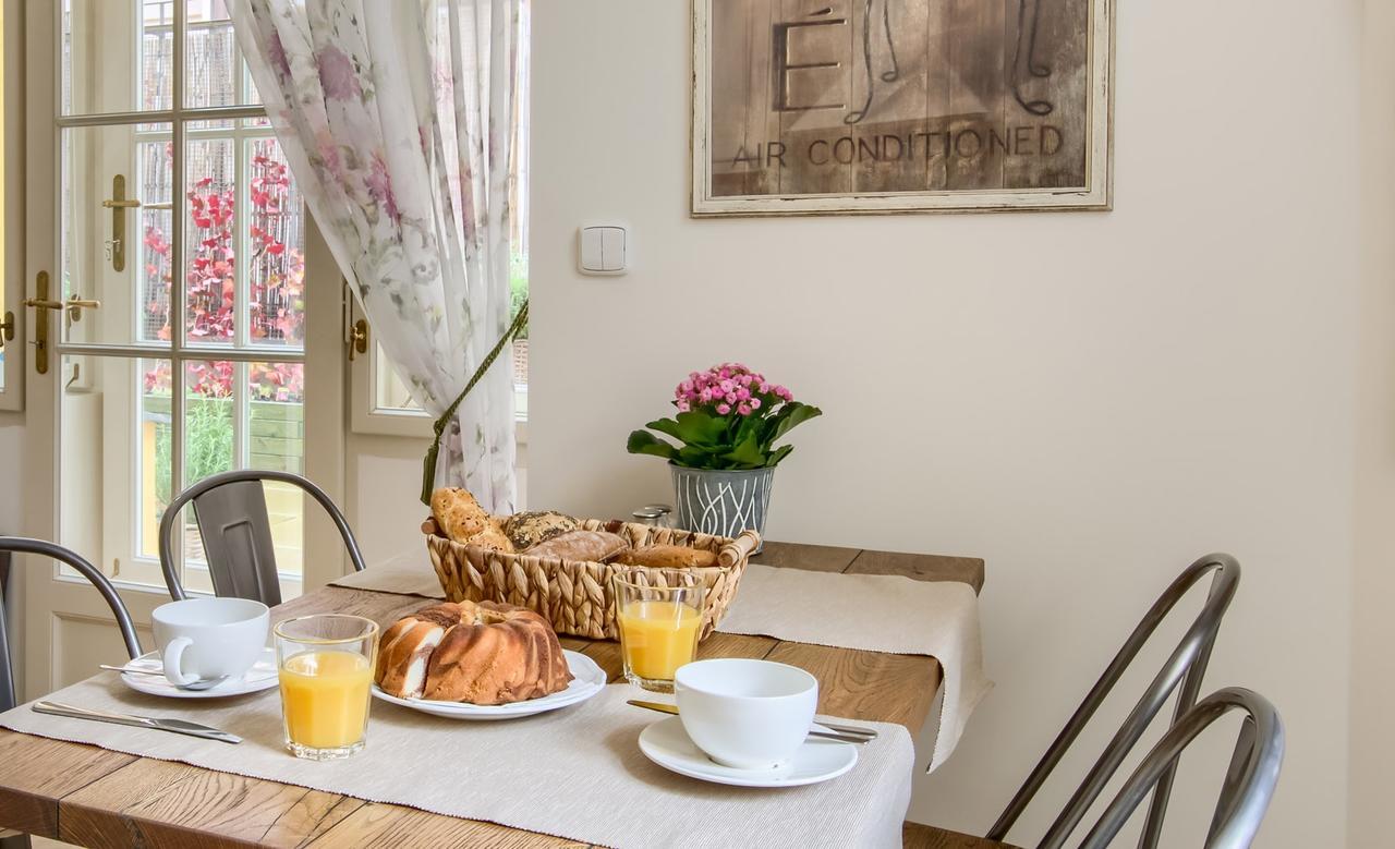 Pragueone Apartment,A/C,Terrace Εξωτερικό φωτογραφία