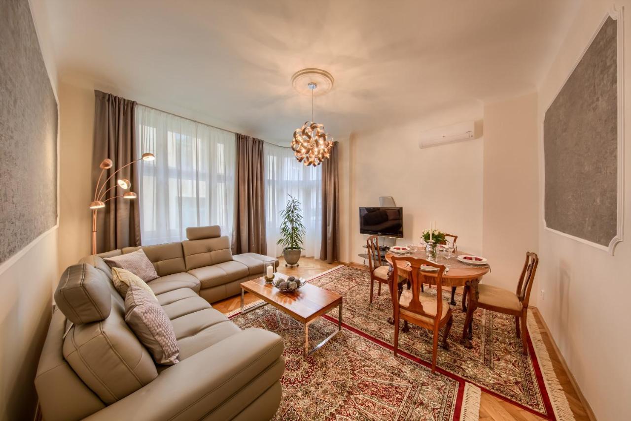 Pragueone Apartment,A/C,Terrace Εξωτερικό φωτογραφία
