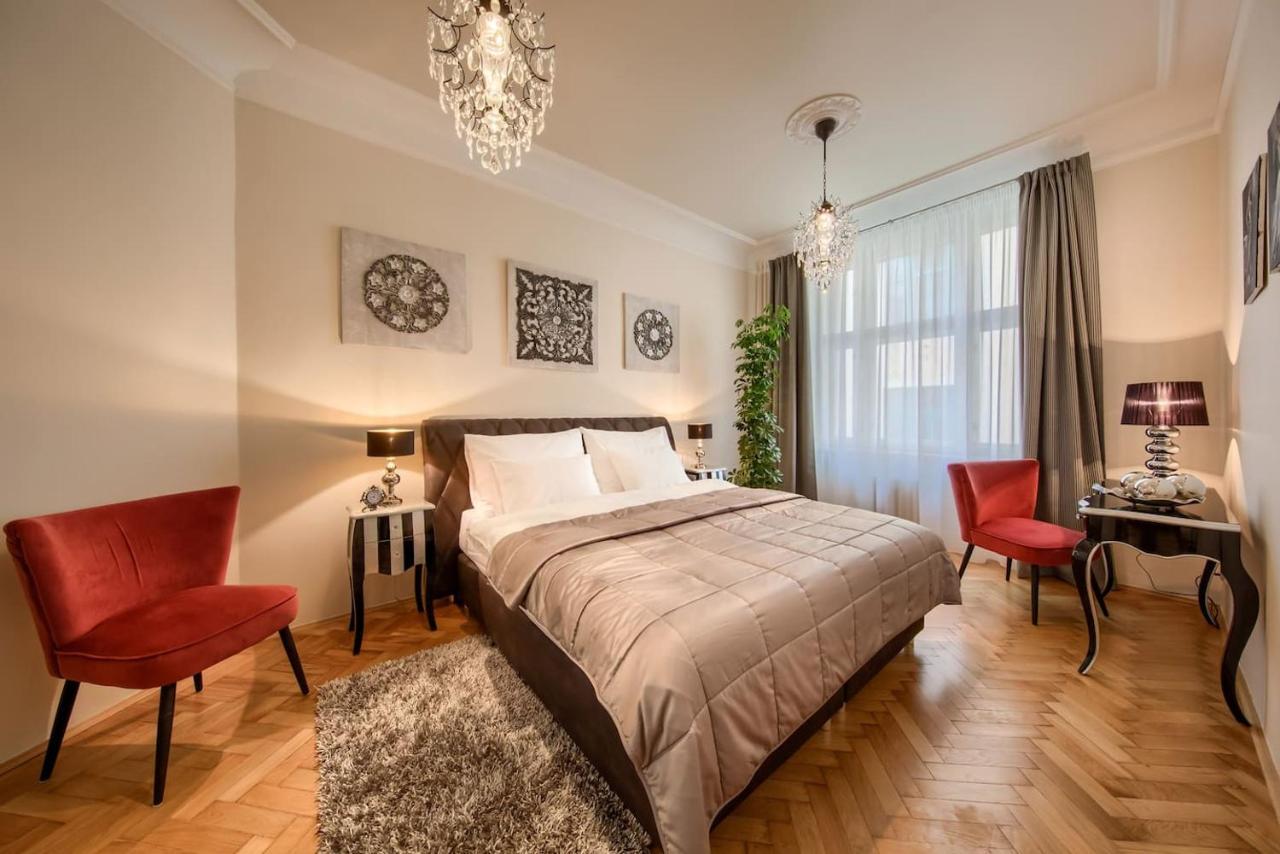 Pragueone Apartment,A/C,Terrace Εξωτερικό φωτογραφία