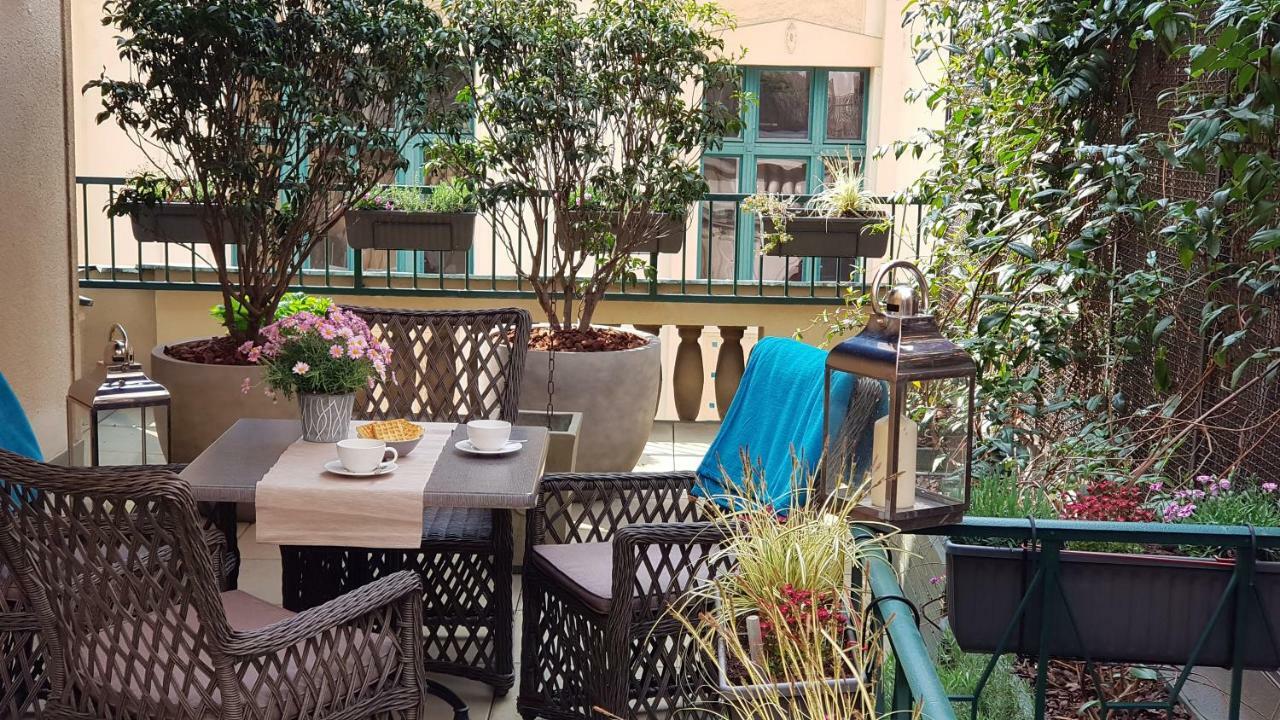 Pragueone Apartment,A/C,Terrace Εξωτερικό φωτογραφία